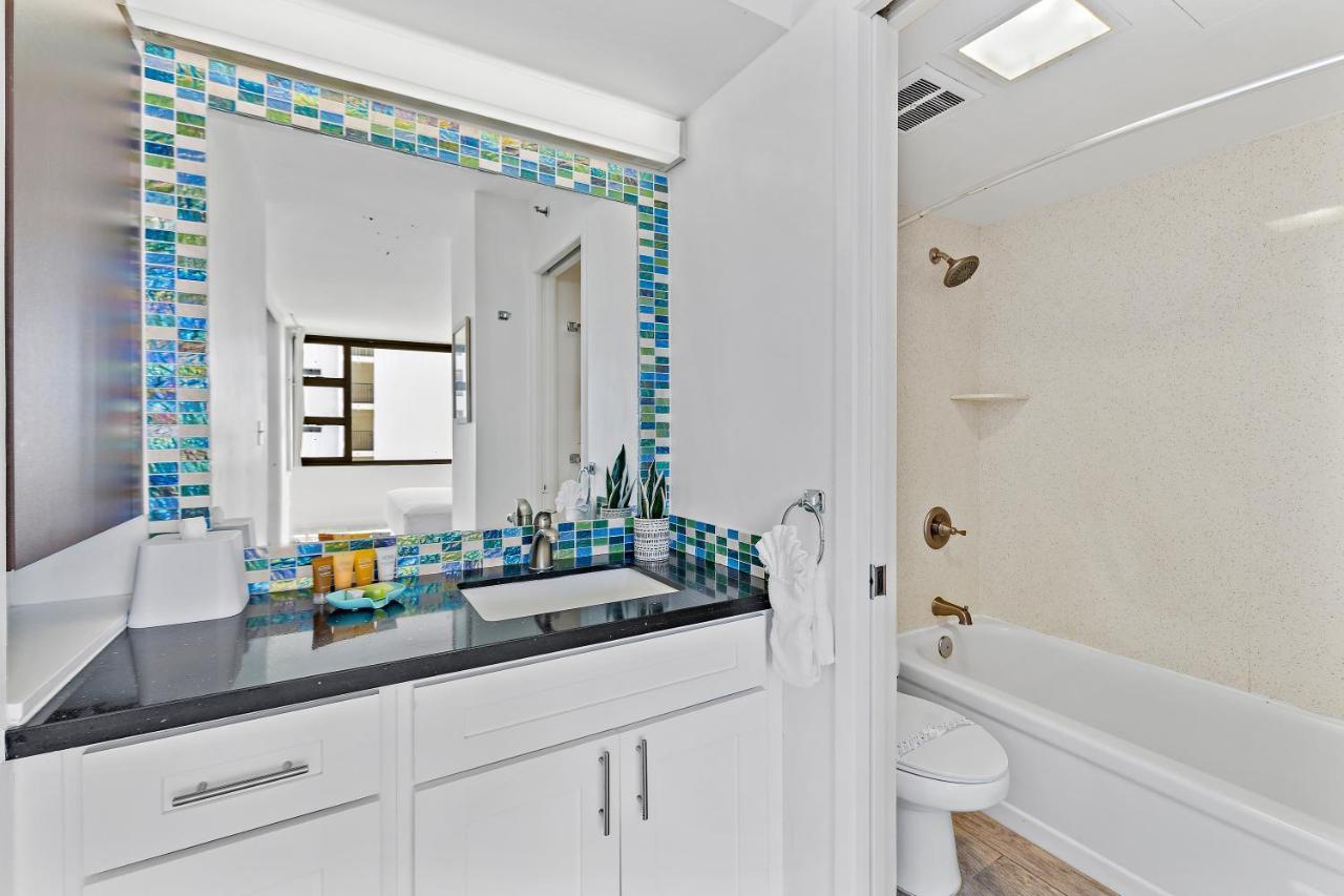 1Br With Great Ocean Views, 1 Block To Waikiki Beach Honolulu Eksteriør billede